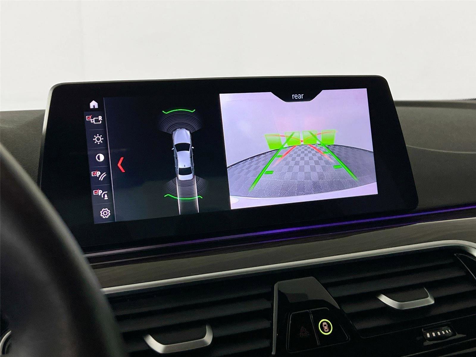 Used 2019 BMW 530i xDrive w/ Convenience Package AWD/4WD image 14