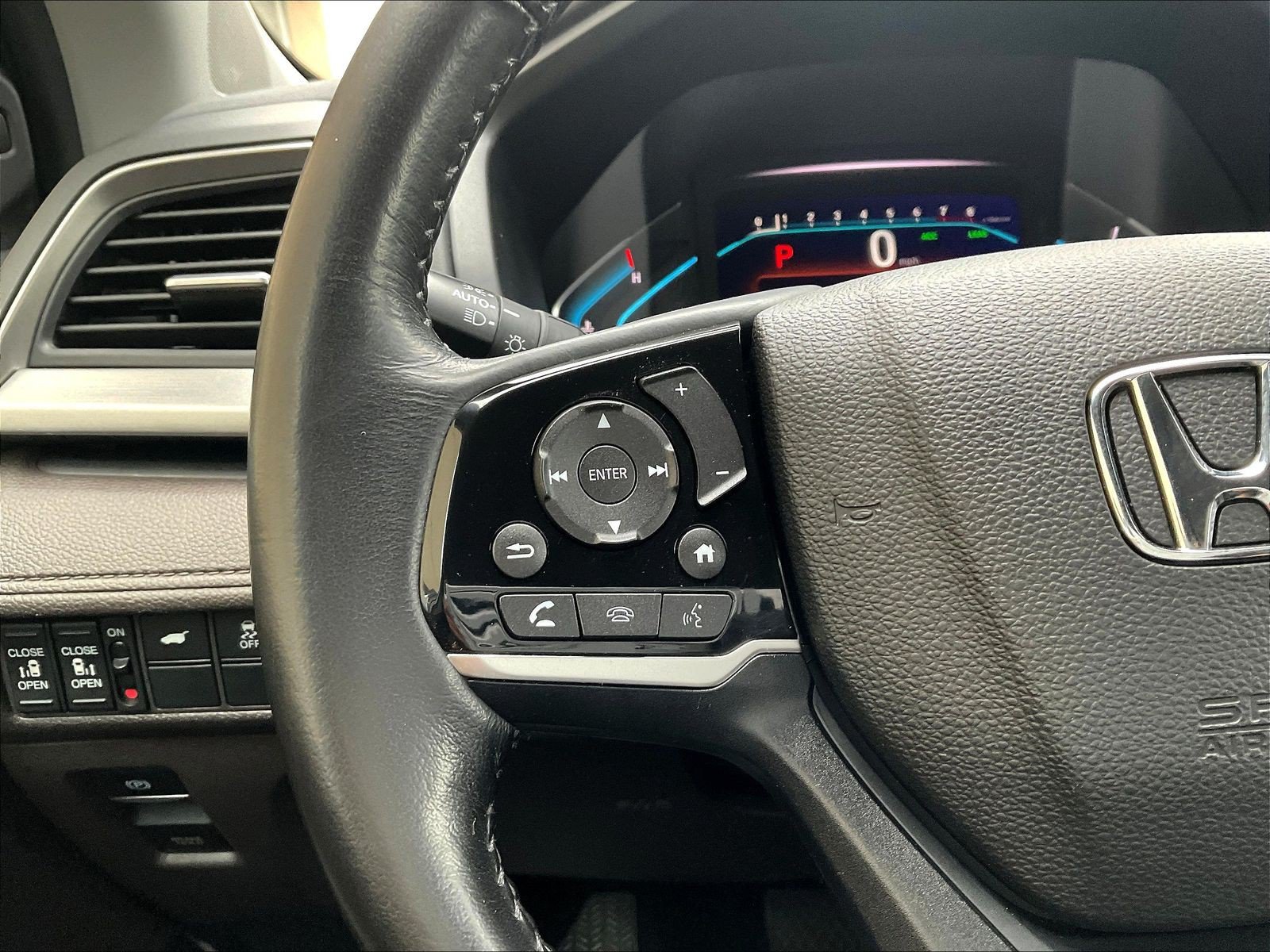 Used 2018 Honda Odyssey EX-L image 11