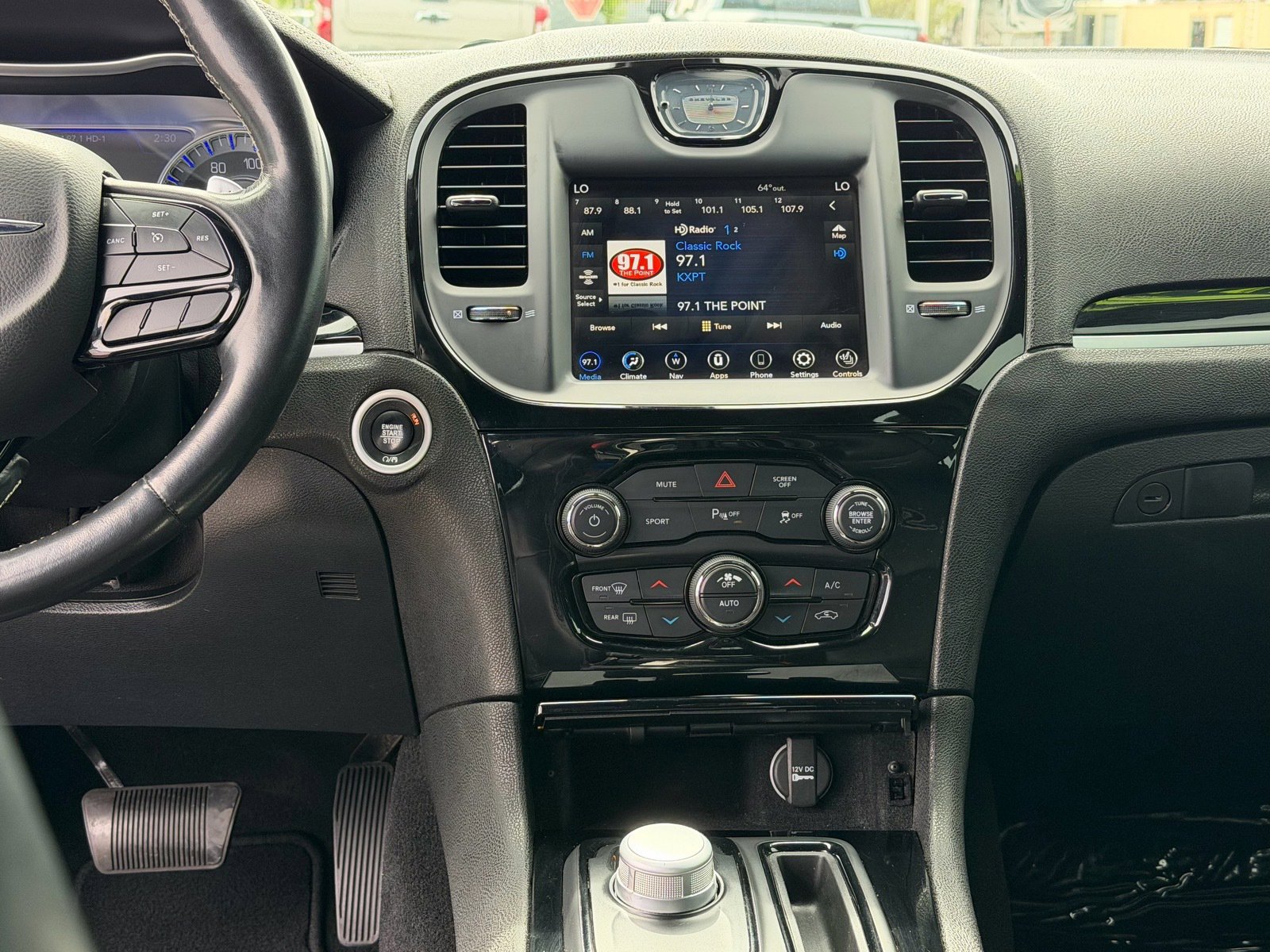 Used 2022 Chrysler 300 S w/ Comfort Group image 15