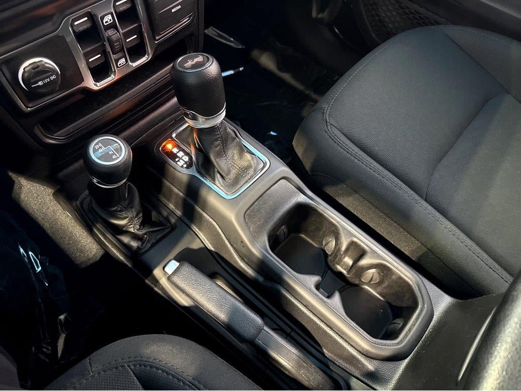 Used 2022 Jeep Wrangler Unlimited Sport AWD/4WD image 28