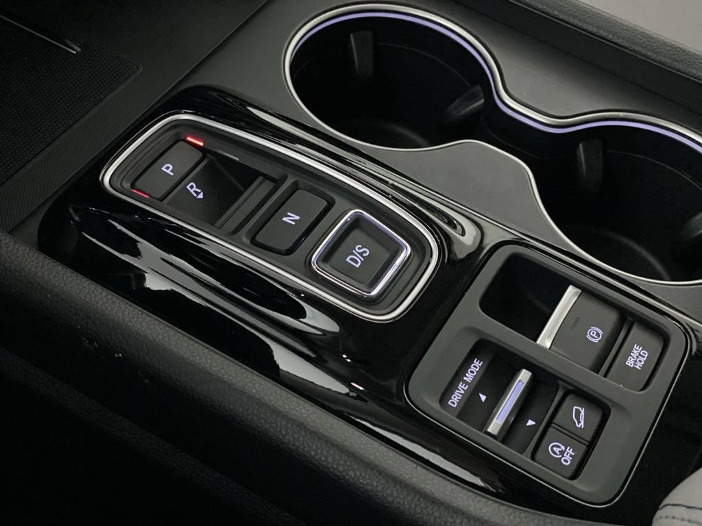 Used 2025 Honda Pilot Touring image 21