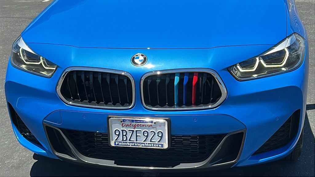 Used 2023 BMW X2 sDrive28i w/ M Sport Package FWD image 3