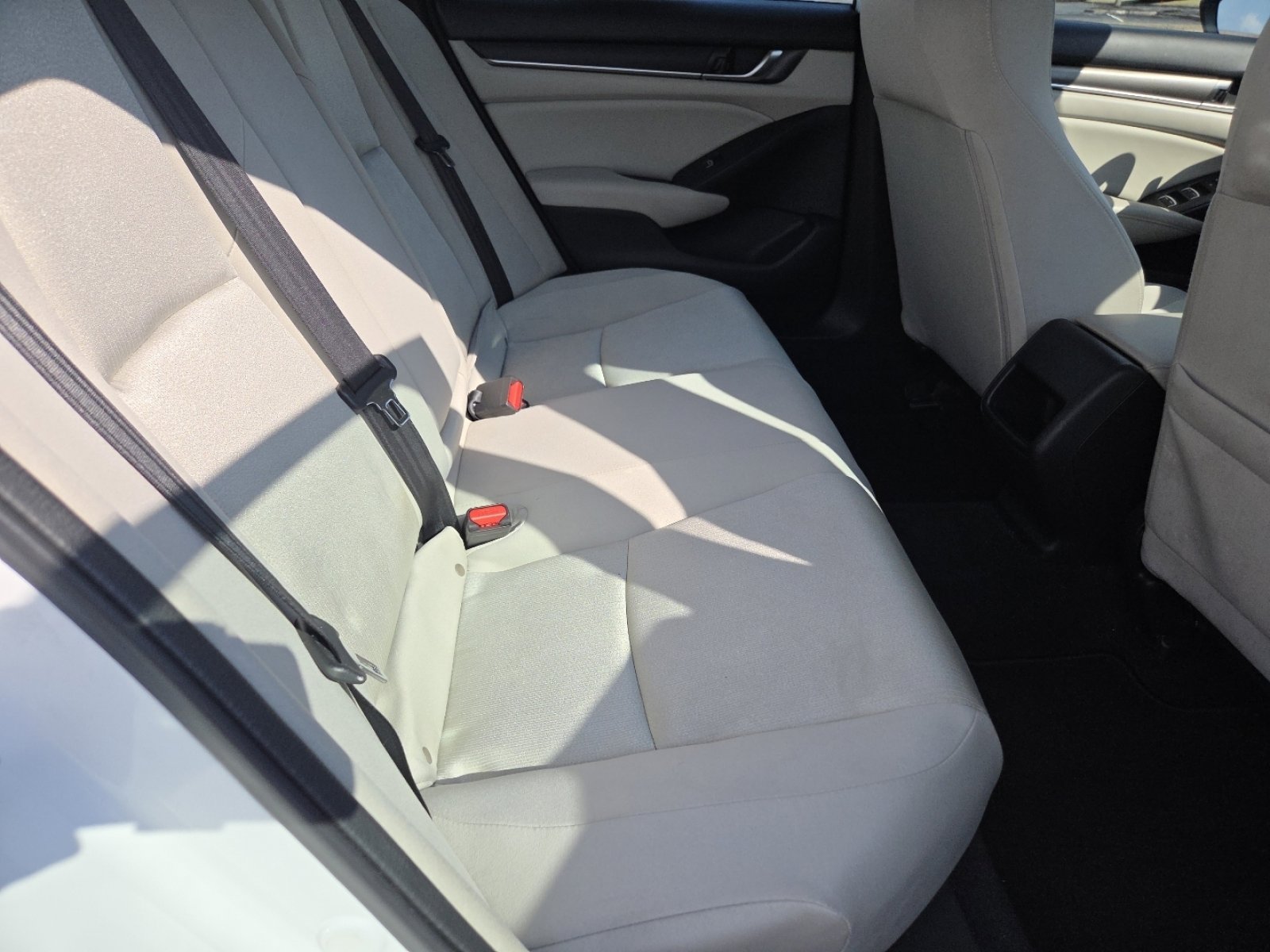 Certified 2018 Honda Accord LX image 20