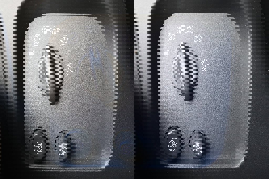 Used 2007 Chevrolet Express 1500 w/ Preferred Equipment Group image 5