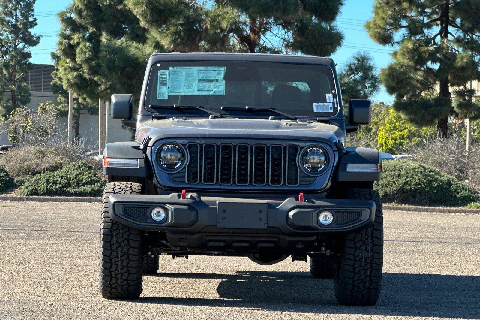 New 2026 Jeep Gladiator Rubicon image 2