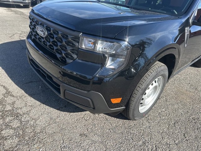 New 2025 Ford Maverick XL image 9