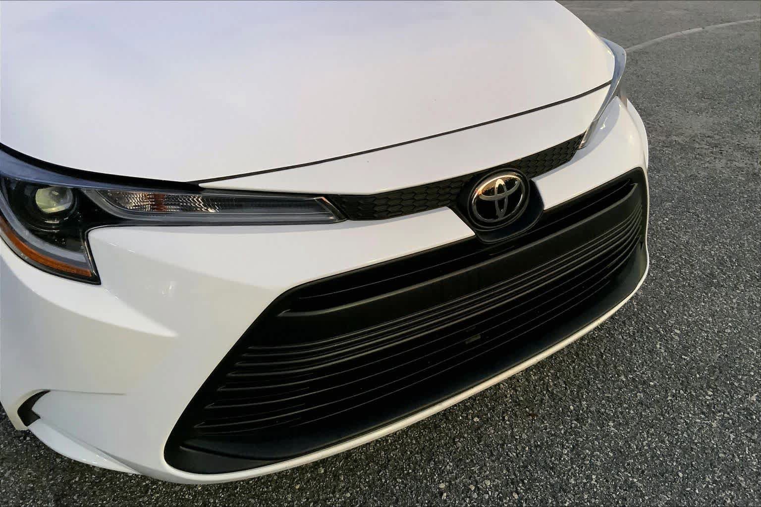 Used 2026 Toyota Corolla LE FWD image 29