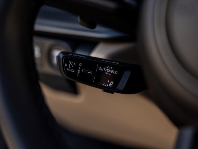 Certified 2025 Porsche 911 Carrera image 39