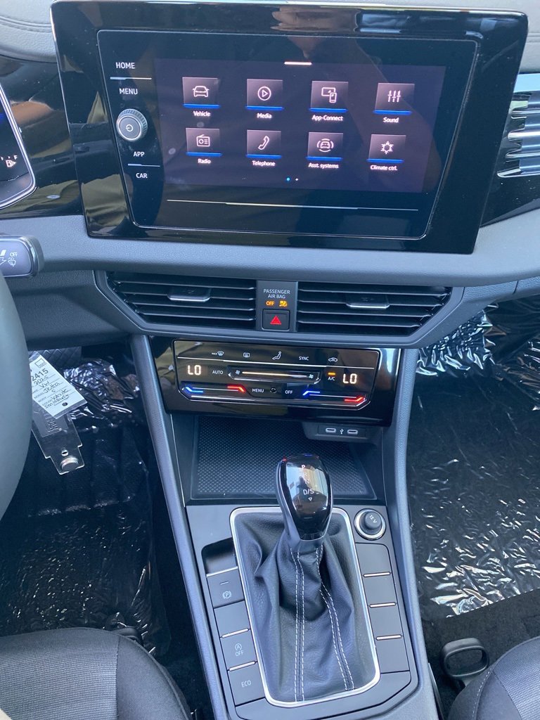 New 2025 Volkswagen Jetta S image 14