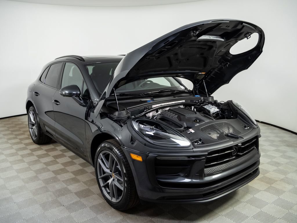 New 2026 Porsche Macan image 34