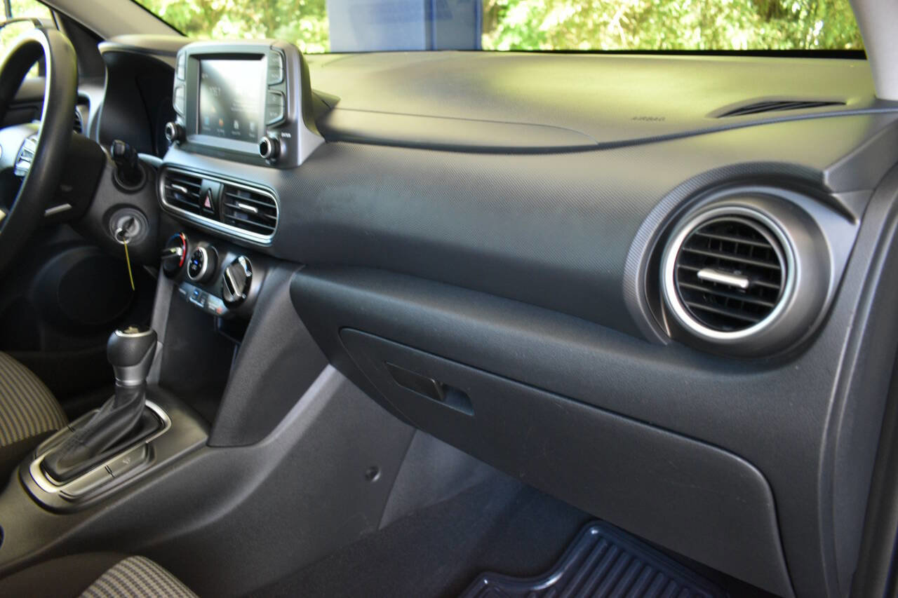 Used 2021 Hyundai Kona SE FWD image 18