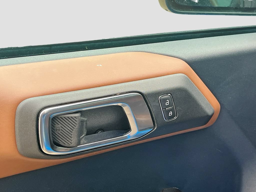 Used 2024 Ford Bronco Outer Banks AWD/4WD image 18