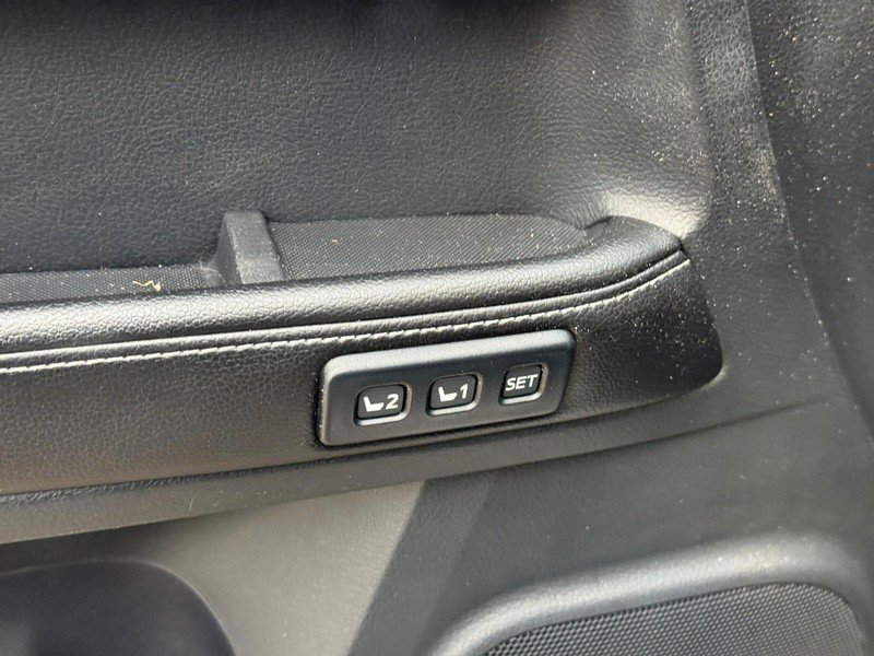 Used 2015 Toyota 4Runner Limited image 20