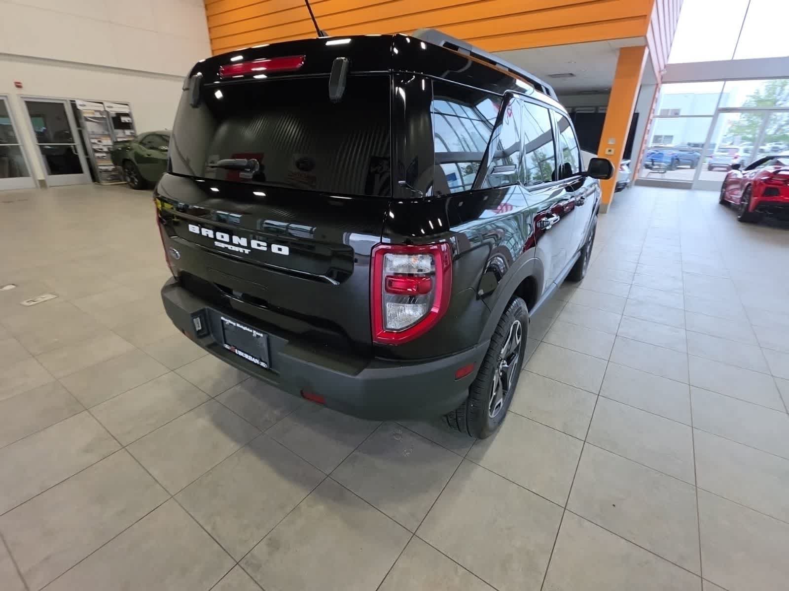 Used 2024 Ford Bronco Sport Outer Banks w/ Tech Package AWD/4WD image 9