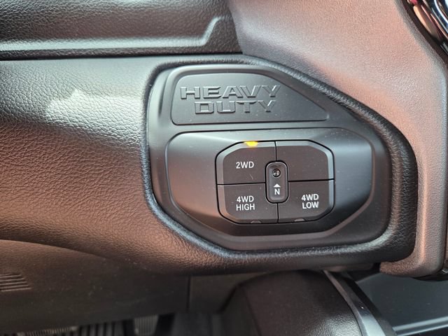 Used 2025 RAM 2500 Laramie AWD/4WD image 30