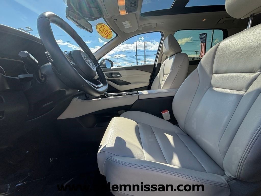 Certified 2023 Nissan Rogue SL image 9