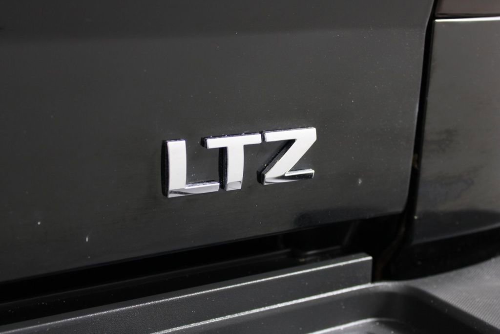 Used 2017 Chevrolet Silverado 2500 LTZ image 13