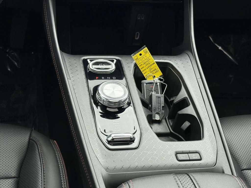 Used 2024 Jeep Wagoneer Launch Edition AWD/4WD image 22