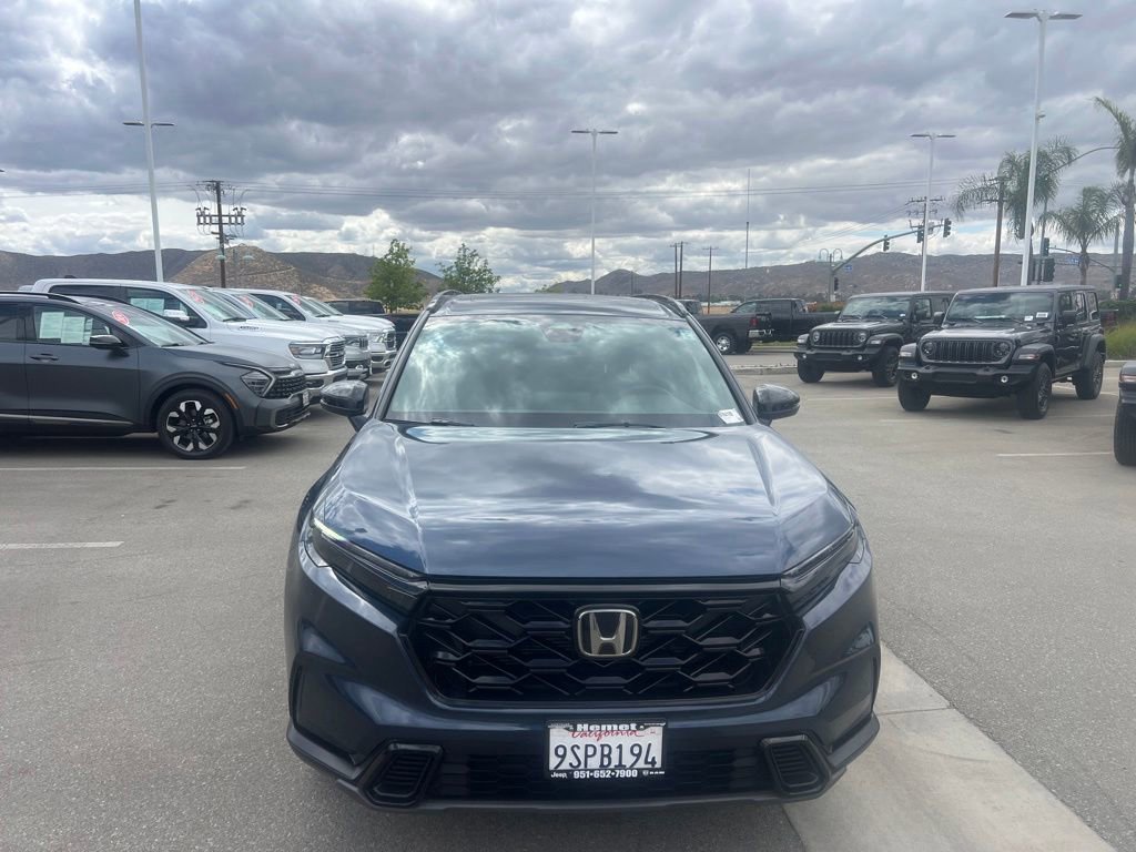 Used 2025 Honda CR-V Sport image 3