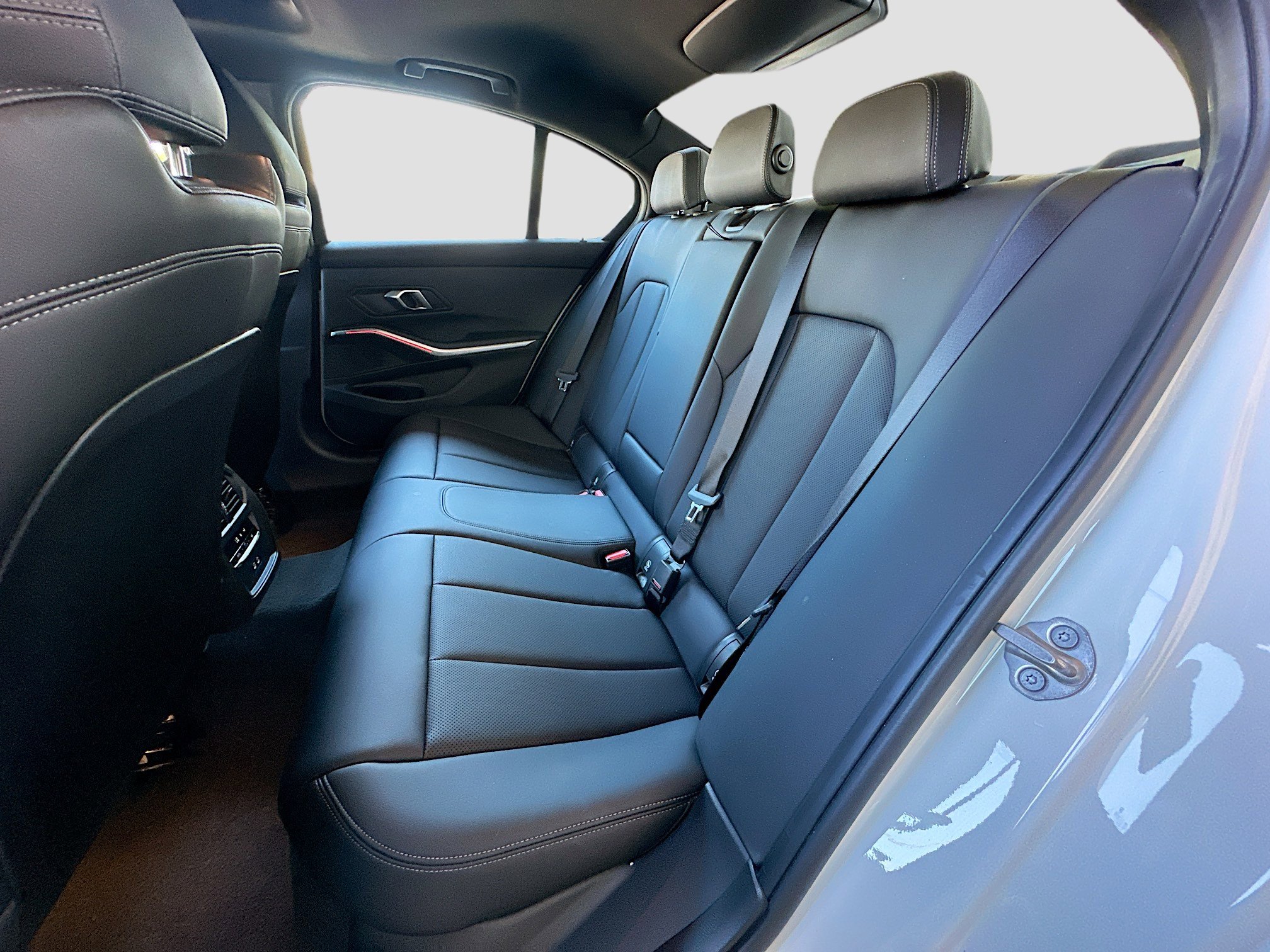 Certified 2024 BMW 330i Sedan w/ Convenience Package image 25