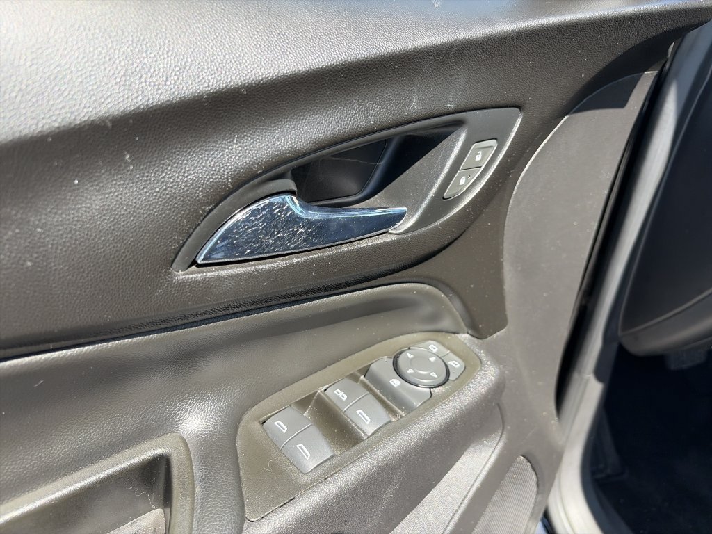 Used 2021 Chevrolet Equinox LT FWD image 12