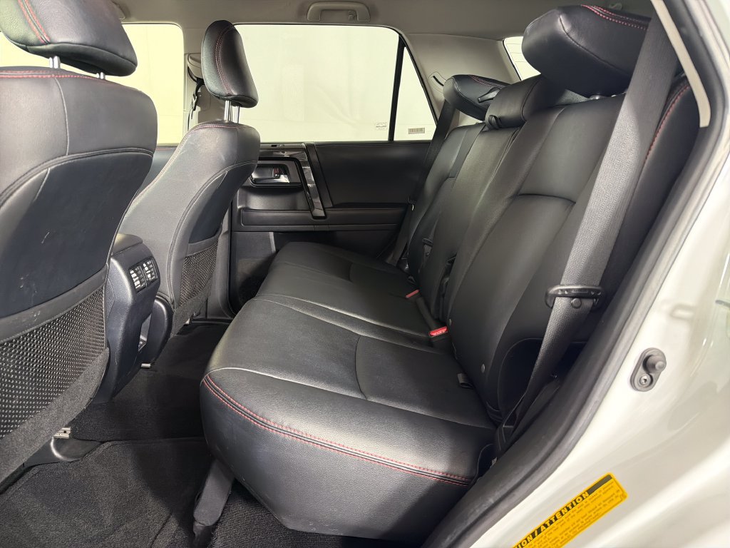 Used 2024 Toyota 4Runner TRD Off-Road Premium AWD/4WD image 19