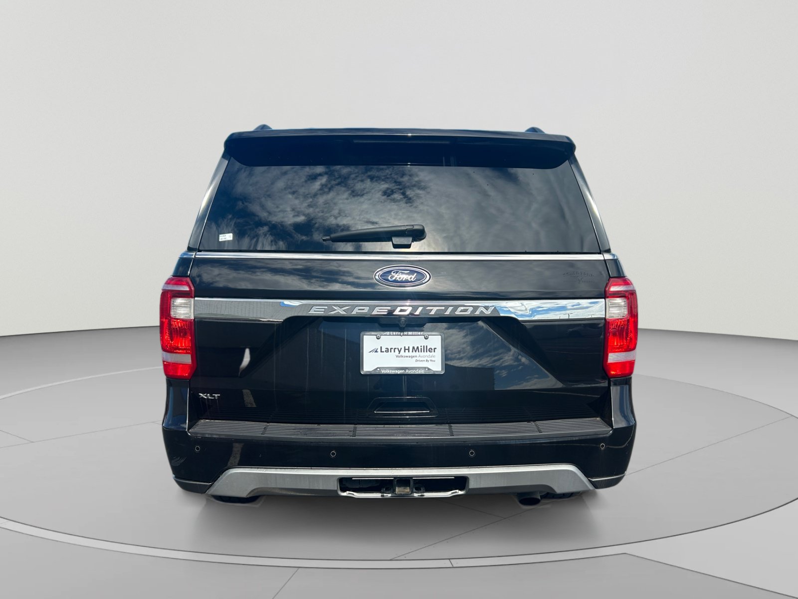 Used 2020 Ford Expedition XLT RWD image 4