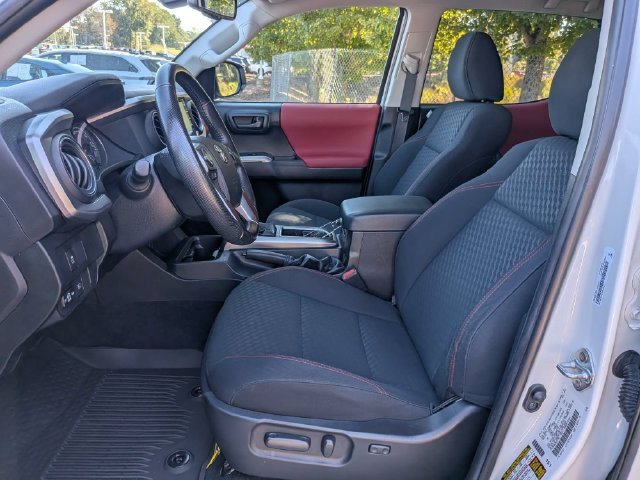 Certified 2023 Toyota Tacoma SR5 w/ Technology Package AWD/4WD image 8