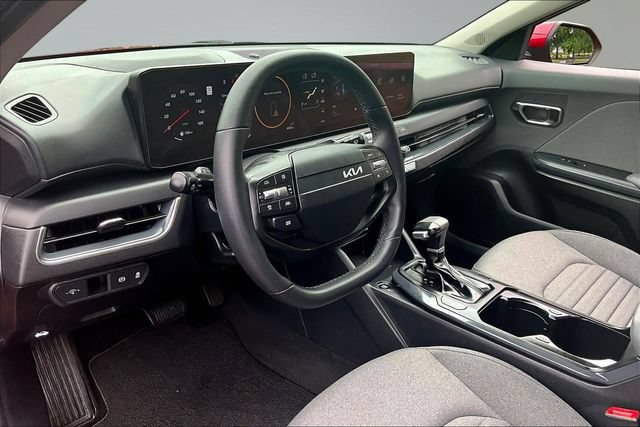 Certified 2025 Kia K4 EX FWD image 16