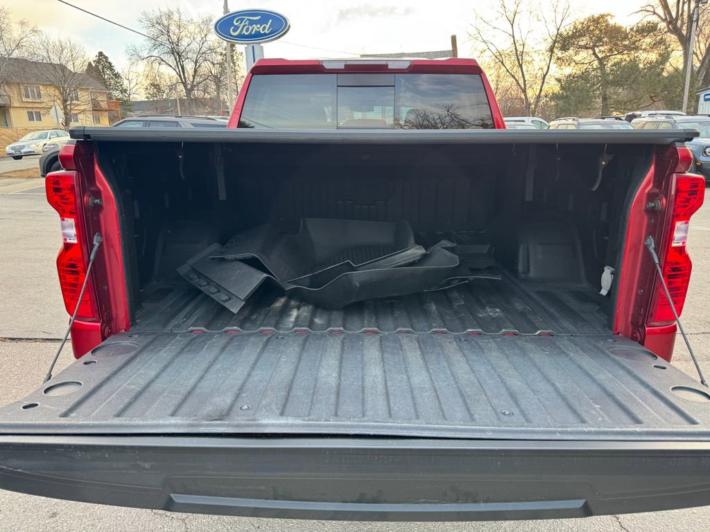 Used 2022 Chevrolet Silverado 1500 LT image 11