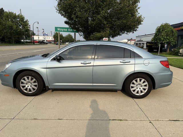Used 2009 Chrysler Sebring LX FWD image 8