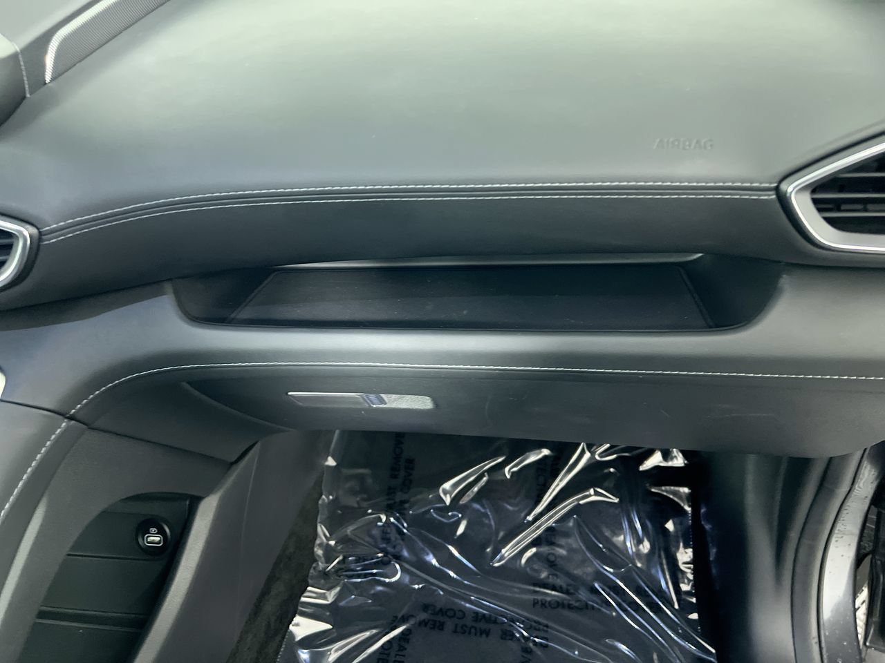 Used 2022 Hyundai Santa Fe Limited w/ Cargo Package FWD image 31