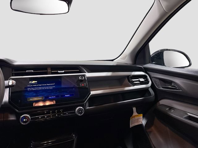 New 2027 Chevrolet Bolt LT FWD image 25