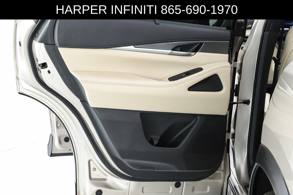 Used 2024 INFINITI QX60 Luxe FWD image 18