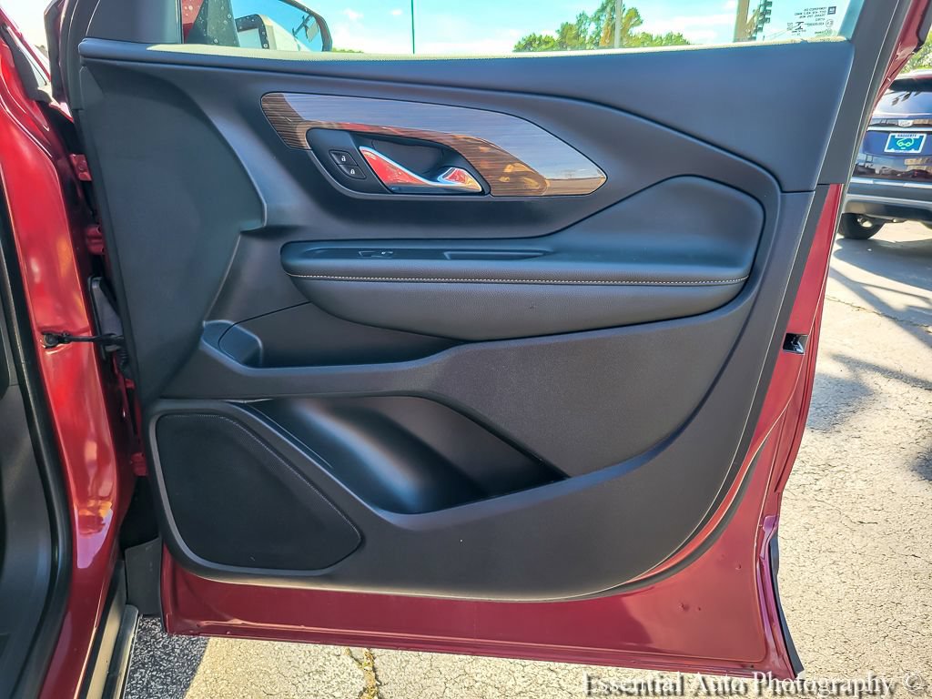 Used 2021 GMC Terrain SLE w/ Driver Convenience Package FWD image 19
