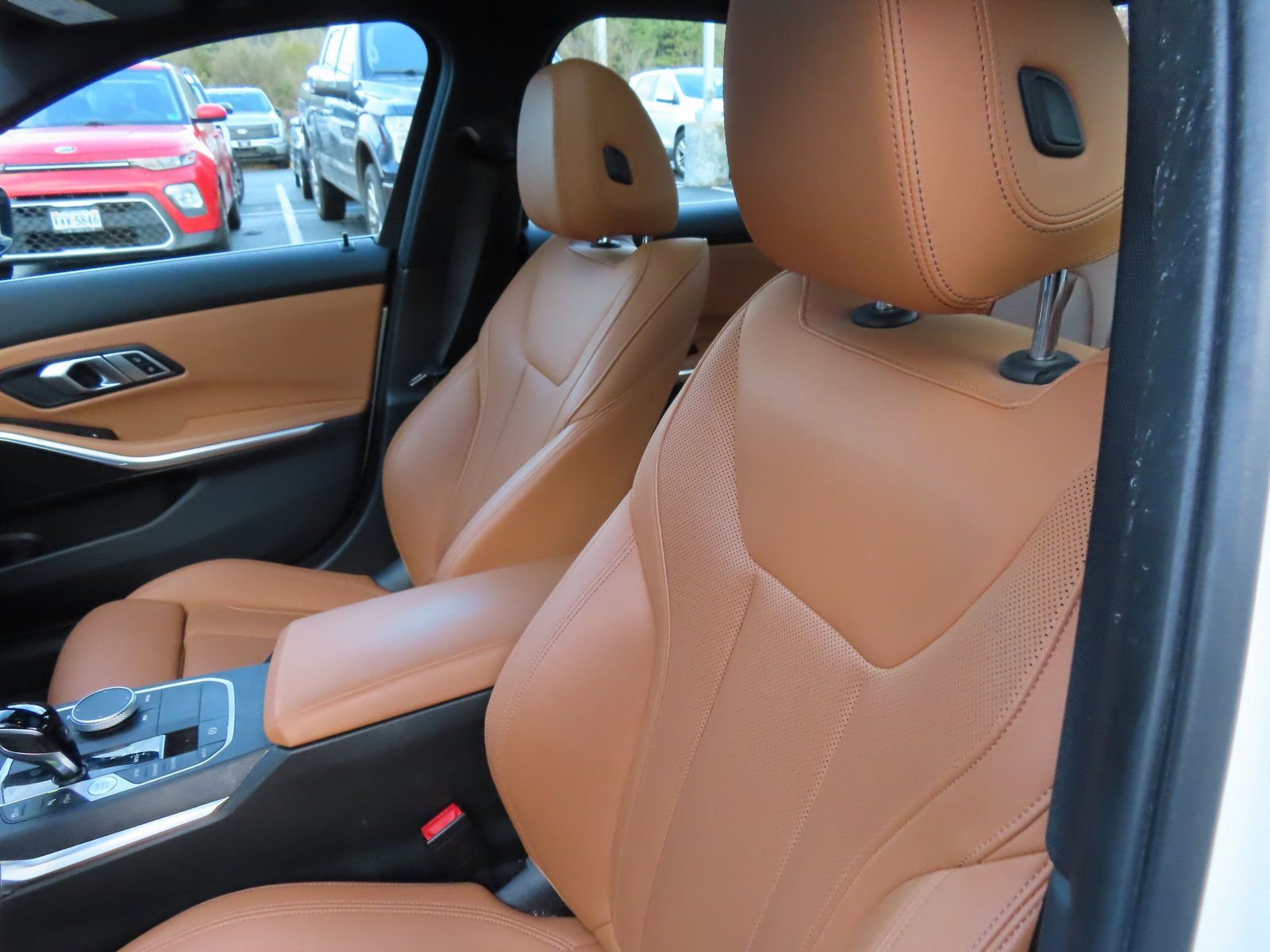 Used 2022 BMW 330i xDrive Sedan w/ Driving Assistance Package image 31