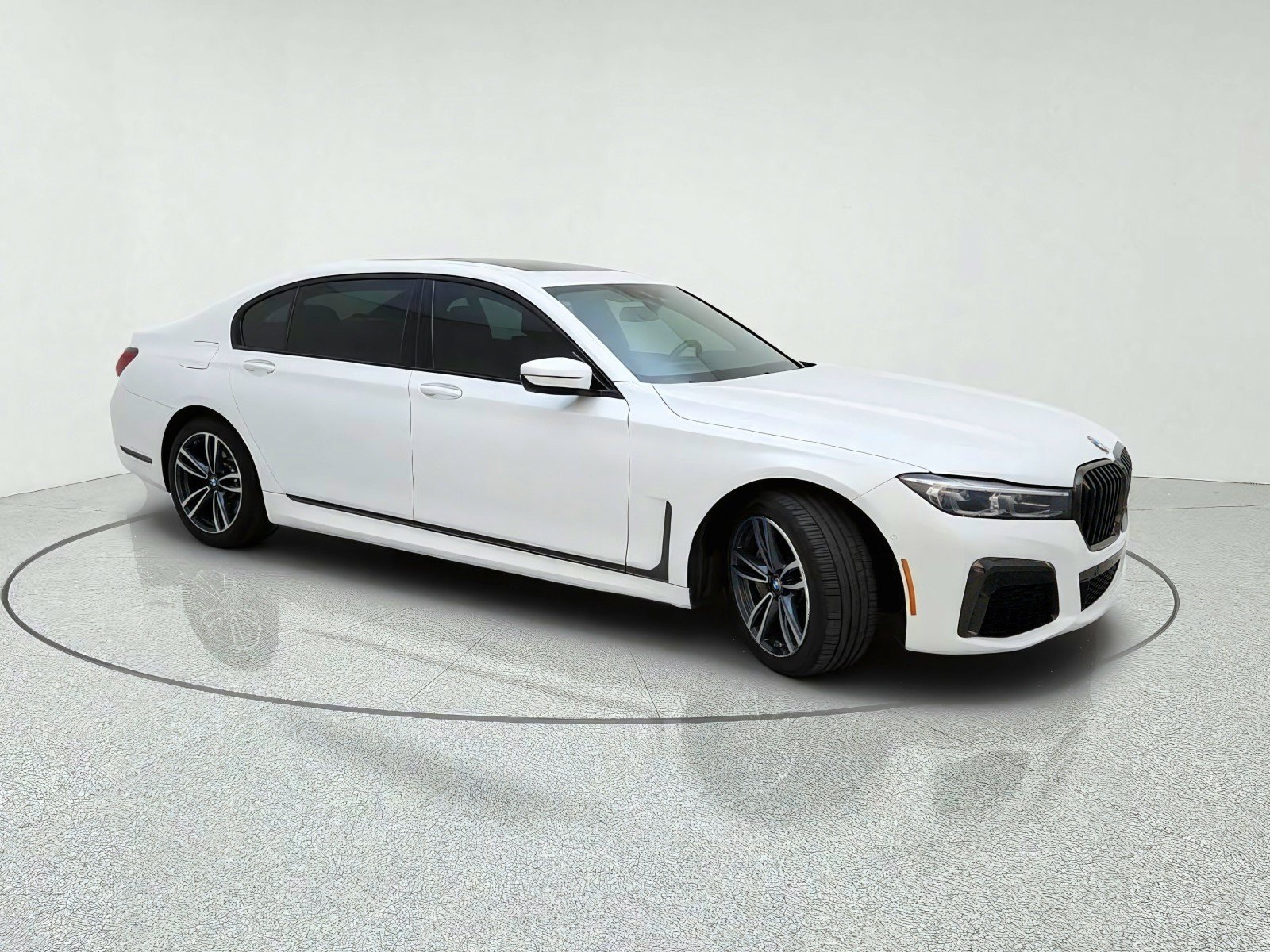 Used 2022 BMW 750i xDrive AWD/4WD image 5