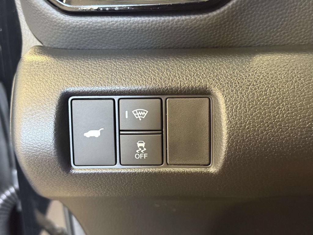 Used 2025 Honda Pilot Black Edition image 30
