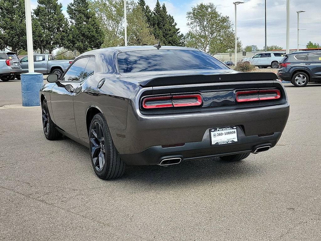 Used 2021 Dodge Challenger SXT w/ Blacktop Package image 8