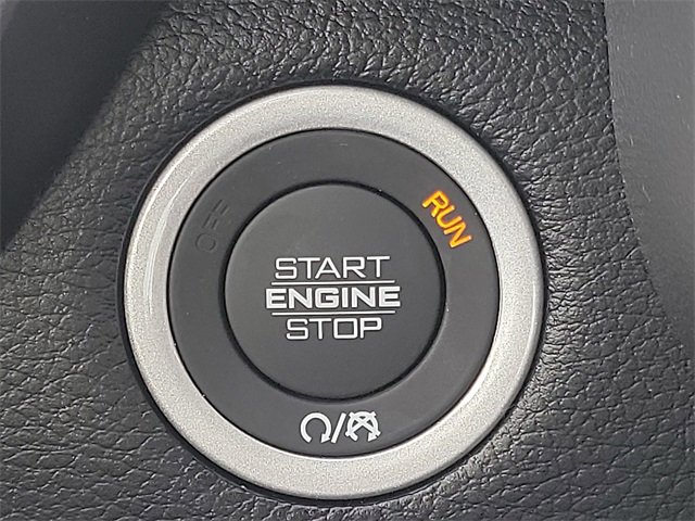 New 2026 RAM 1500 4x4 Crew Cab image 17