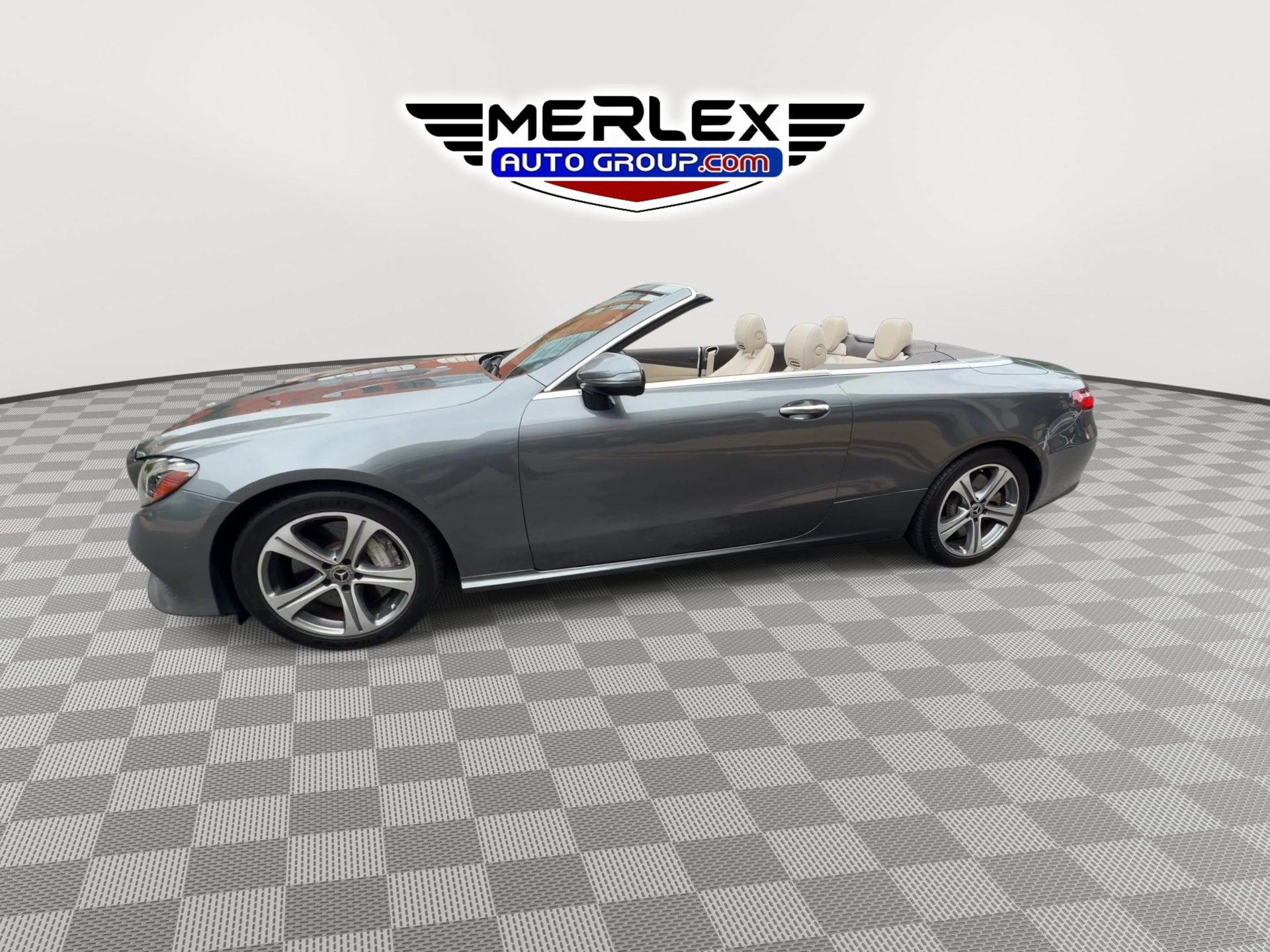 Used 2018 Mercedes-Benz E 400 Cabriolet image 4