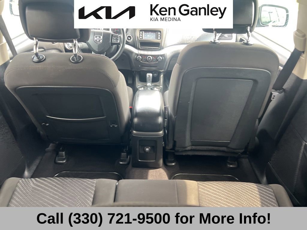Used 2017 Dodge Journey SXT w/ Comfort/Convenience Group image 48
