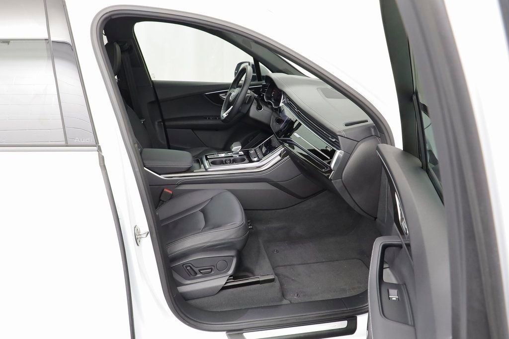 Used 2025 Audi Q7 2.0T Premium Plus image 20