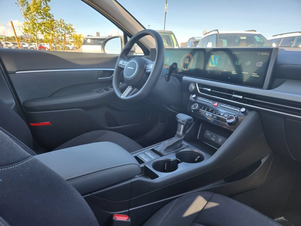 New 2026 Hyundai Sonata SE FWD image 25