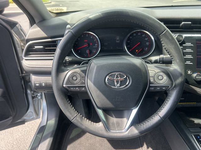 Used 2020 Toyota Camry XSE image 16