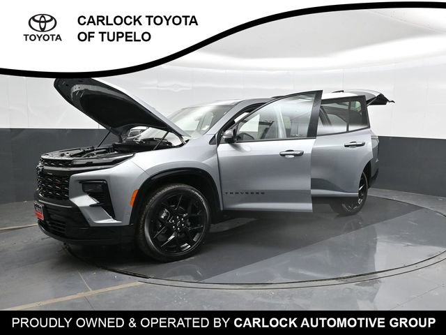 Used 2025 Chevrolet Traverse RS w/ LPO, Cargo Package FWD image 69