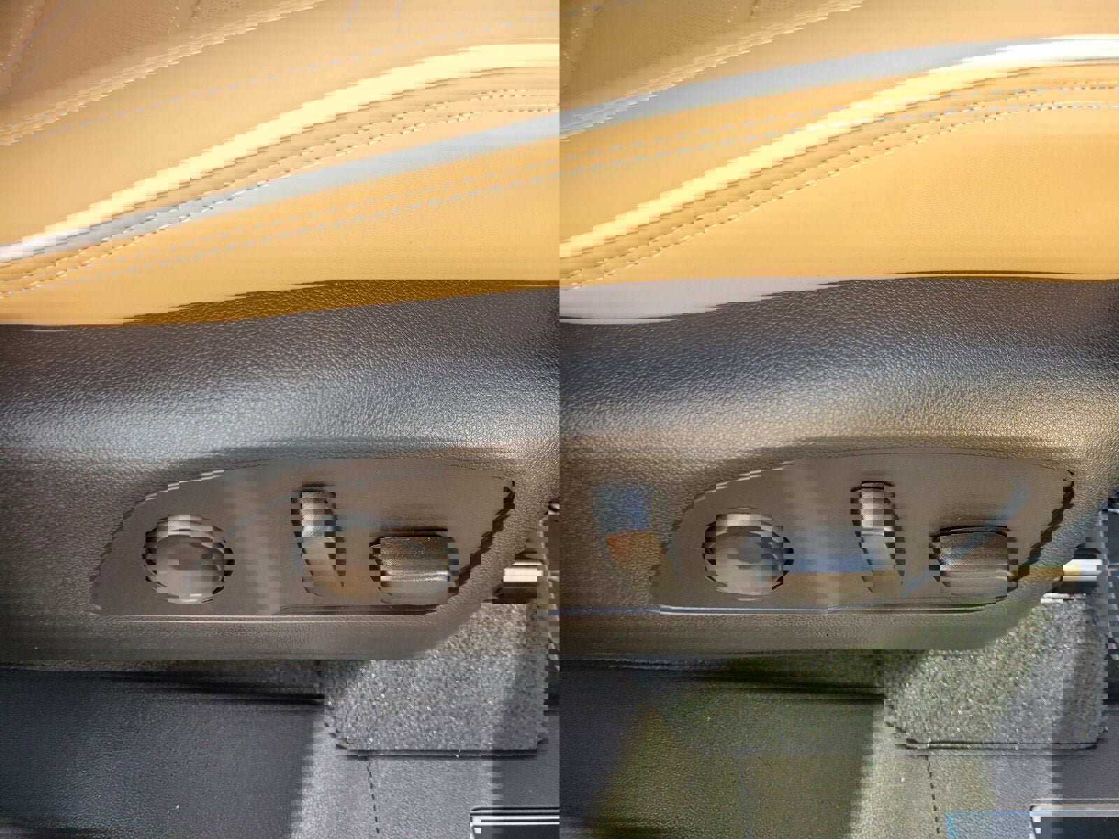 New 2026 GMC Sierra EV Denali image 19