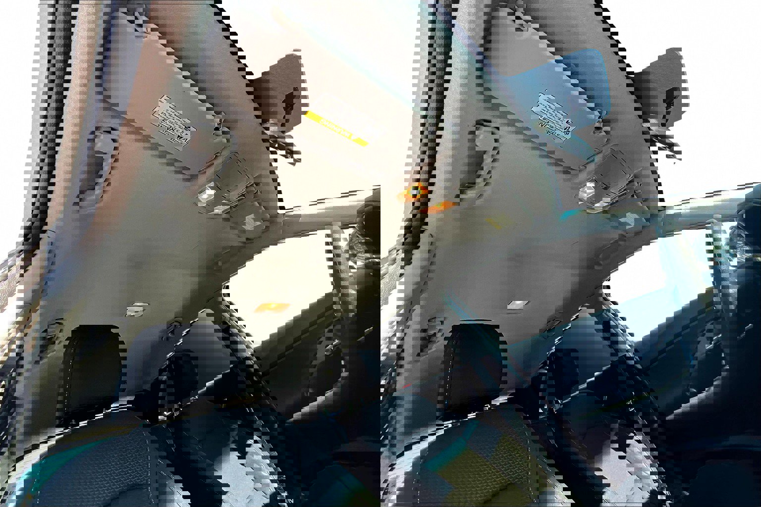 Used 2018 Hyundai Elantra GT image 29