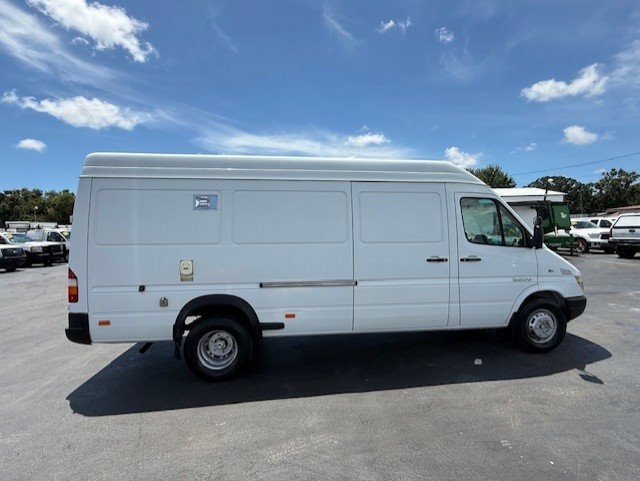 Used 2005 Dodge Sprinter 3500 w/ PWR Convenience Group image 5