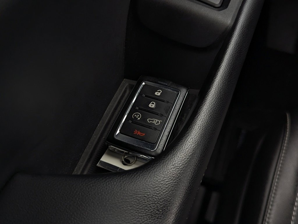 Used 2023 Jeep Grand Cherokee Limited image 35